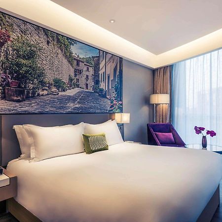 Mercure Shanghai Hongqiao Railway Station Екстер'єр фото