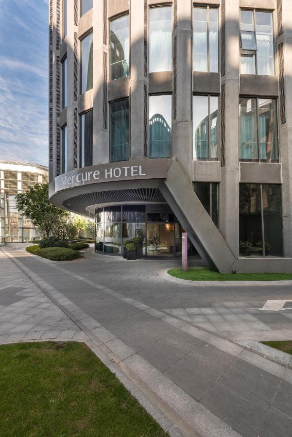 Mercure Shanghai Hongqiao Railway Station Екстер'єр фото
