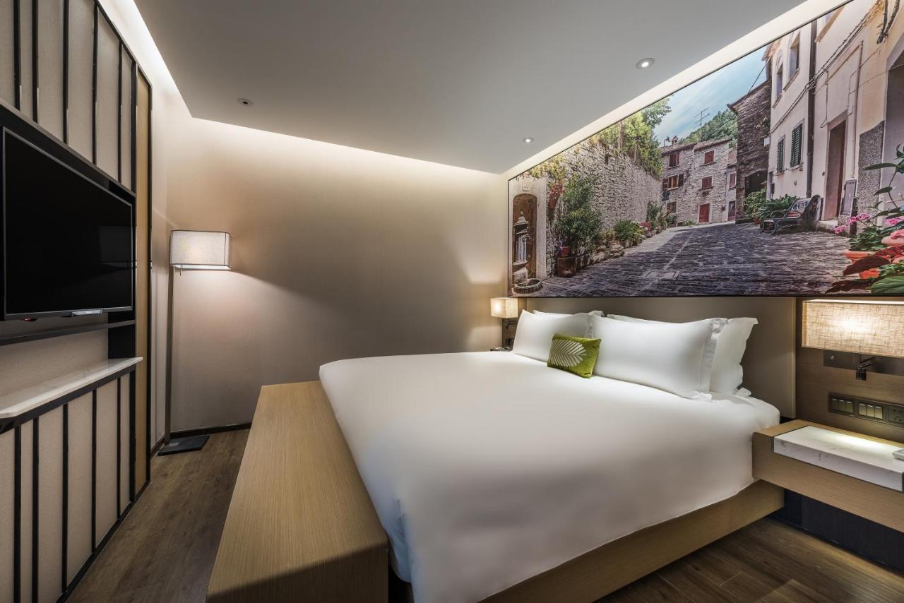 Mercure Shanghai Hongqiao Railway Station Екстер'єр фото