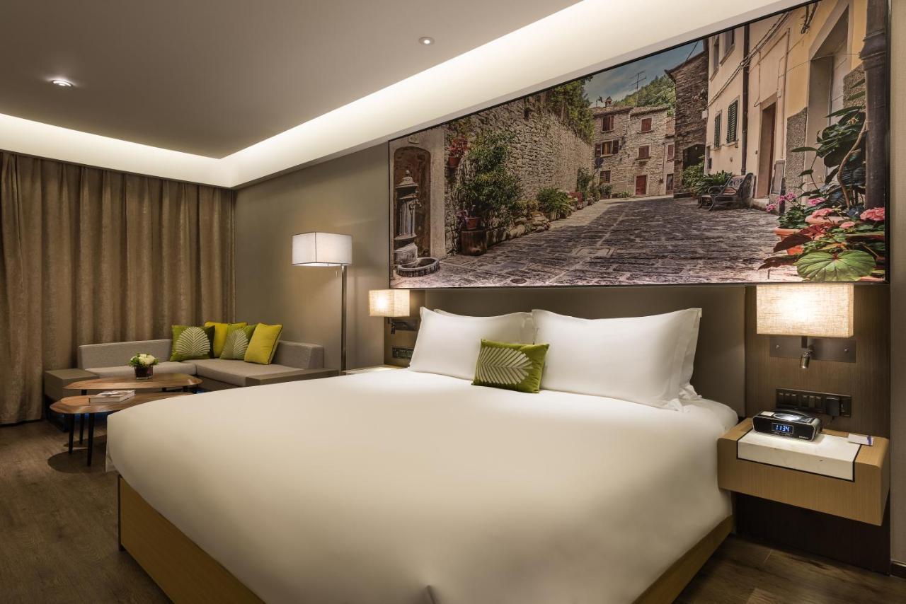 Mercure Shanghai Hongqiao Railway Station Екстер'єр фото