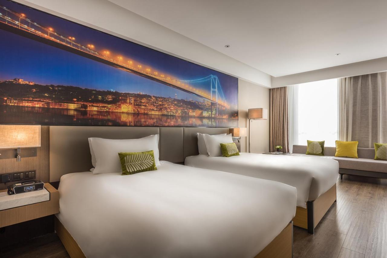 Mercure Shanghai Hongqiao Railway Station Екстер'єр фото