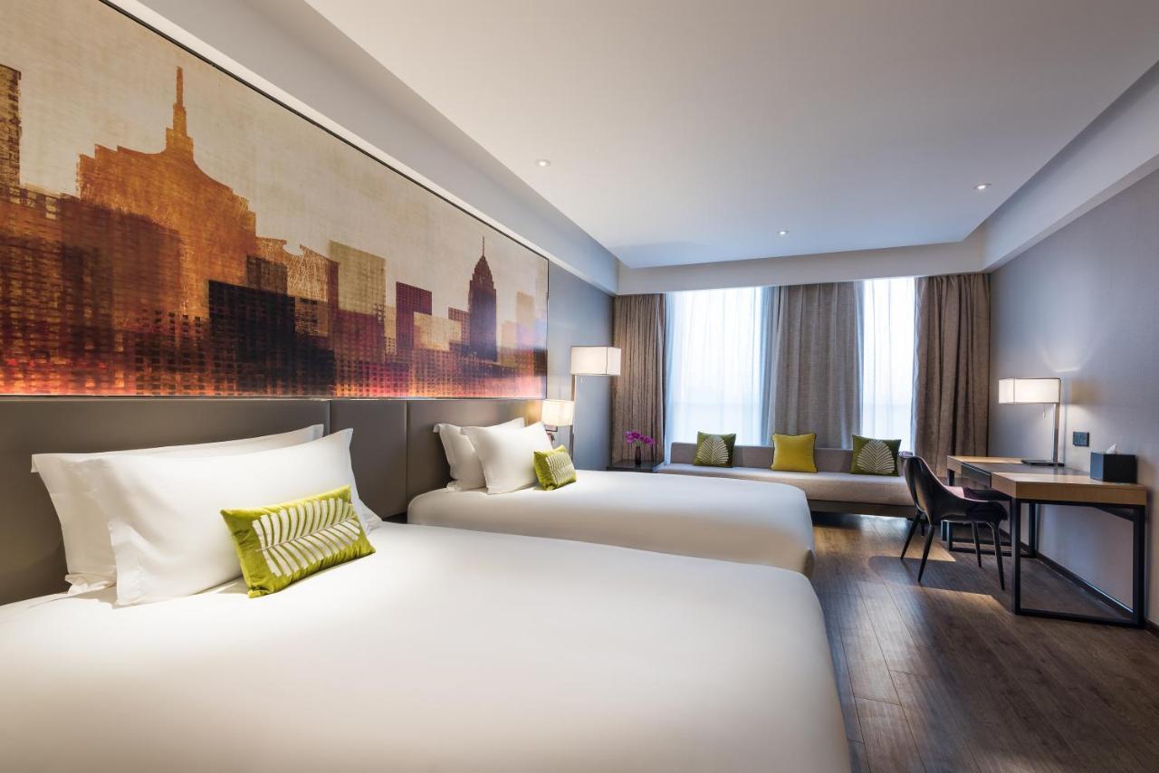 Mercure Shanghai Hongqiao Railway Station Екстер'єр фото