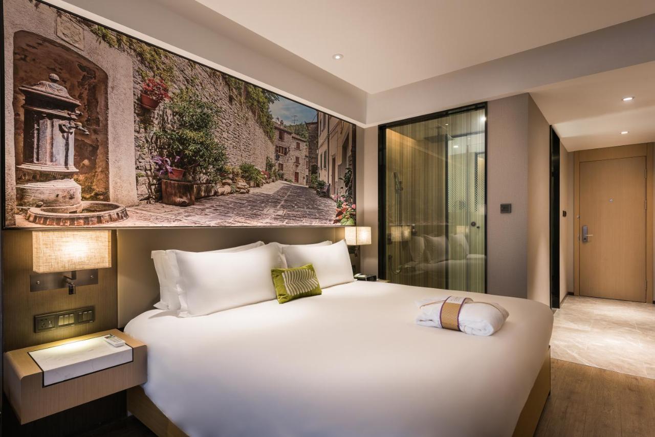 Mercure Shanghai Hongqiao Railway Station Екстер'єр фото