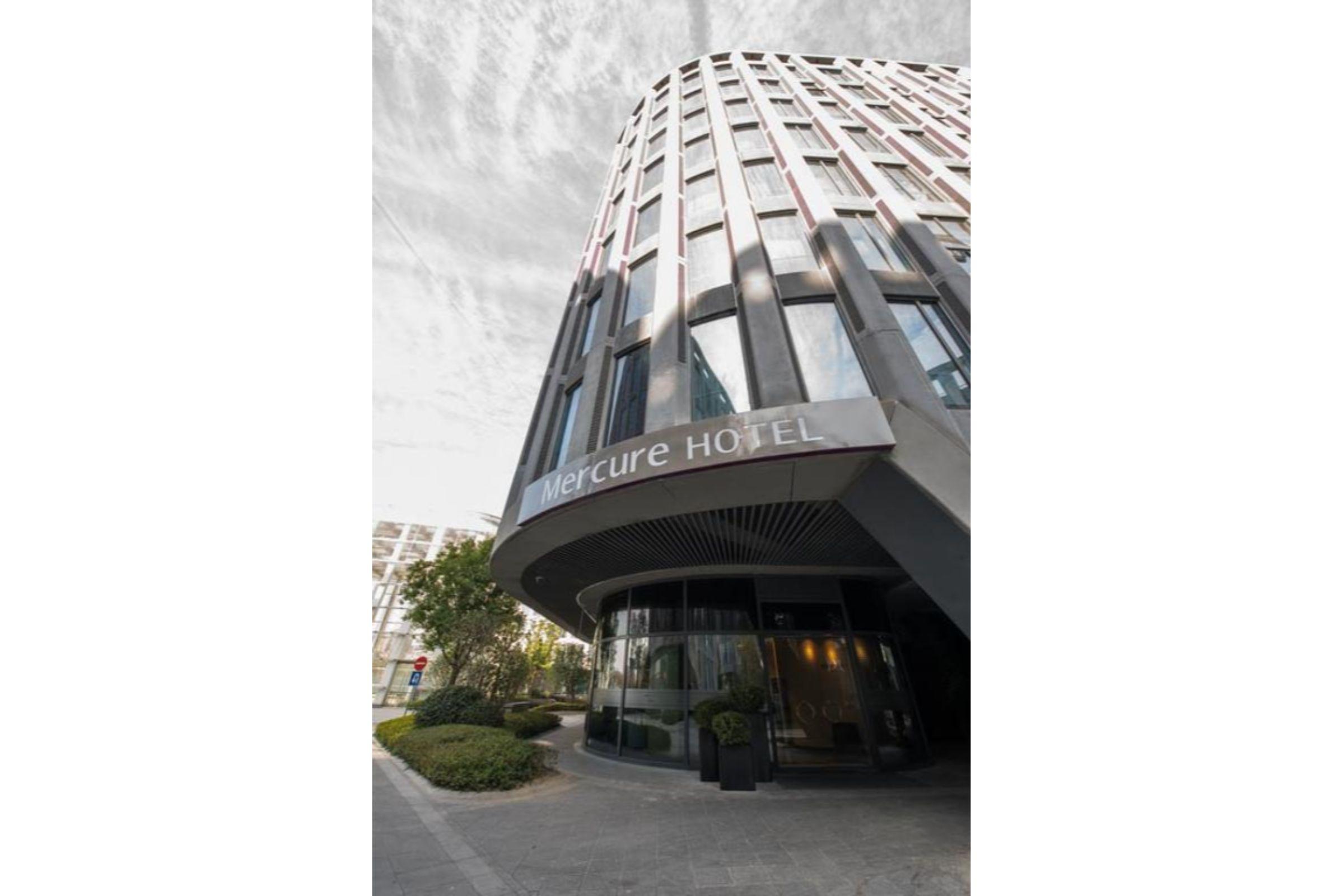 Mercure Shanghai Hongqiao Railway Station Екстер'єр фото