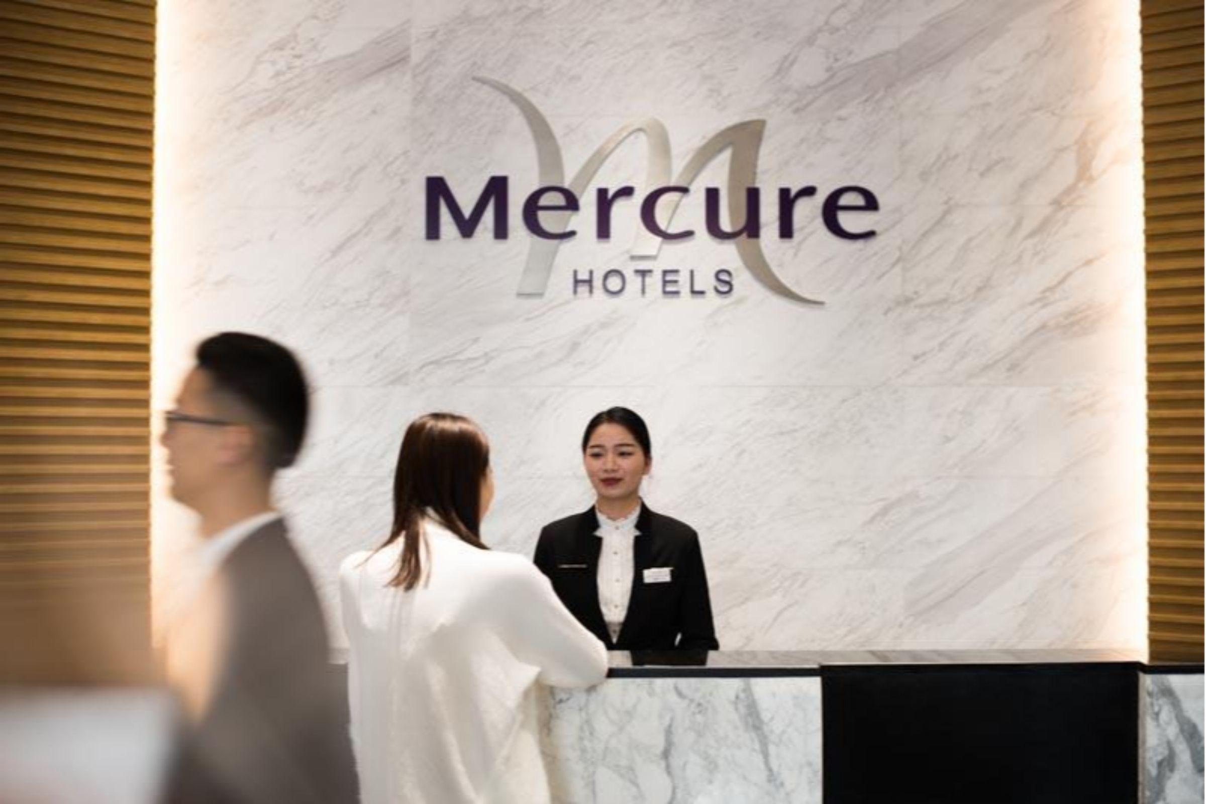 Mercure Shanghai Hongqiao Railway Station Екстер'єр фото