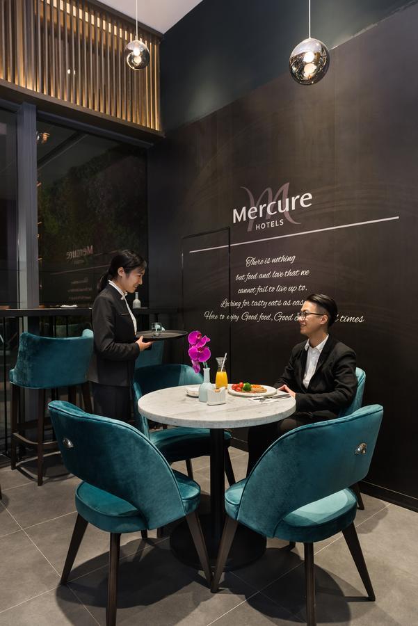 Mercure Shanghai Hongqiao Railway Station Екстер'єр фото